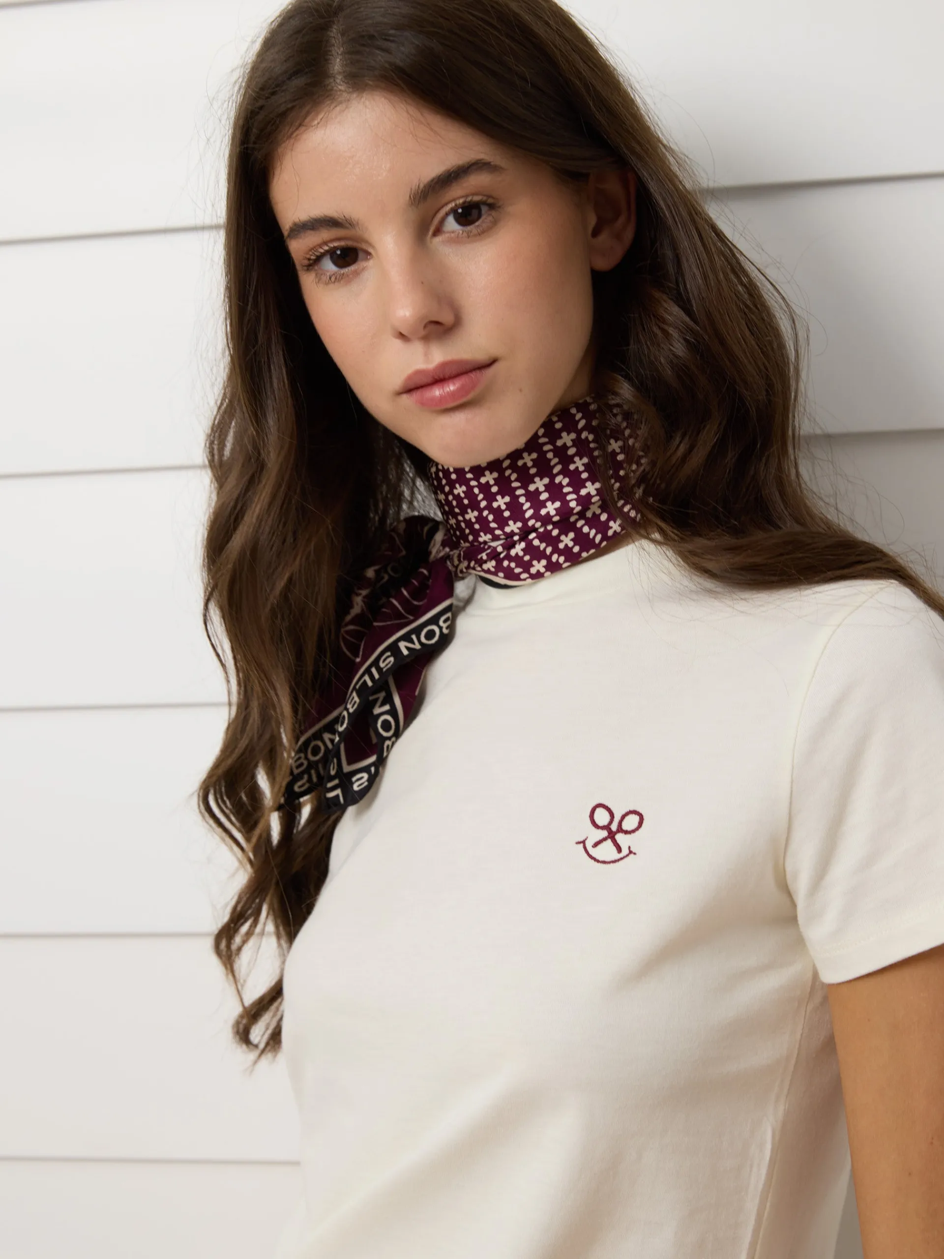 Silbon Camisetas, Polos Y Tops-Camiseta woman letras smile Blanca