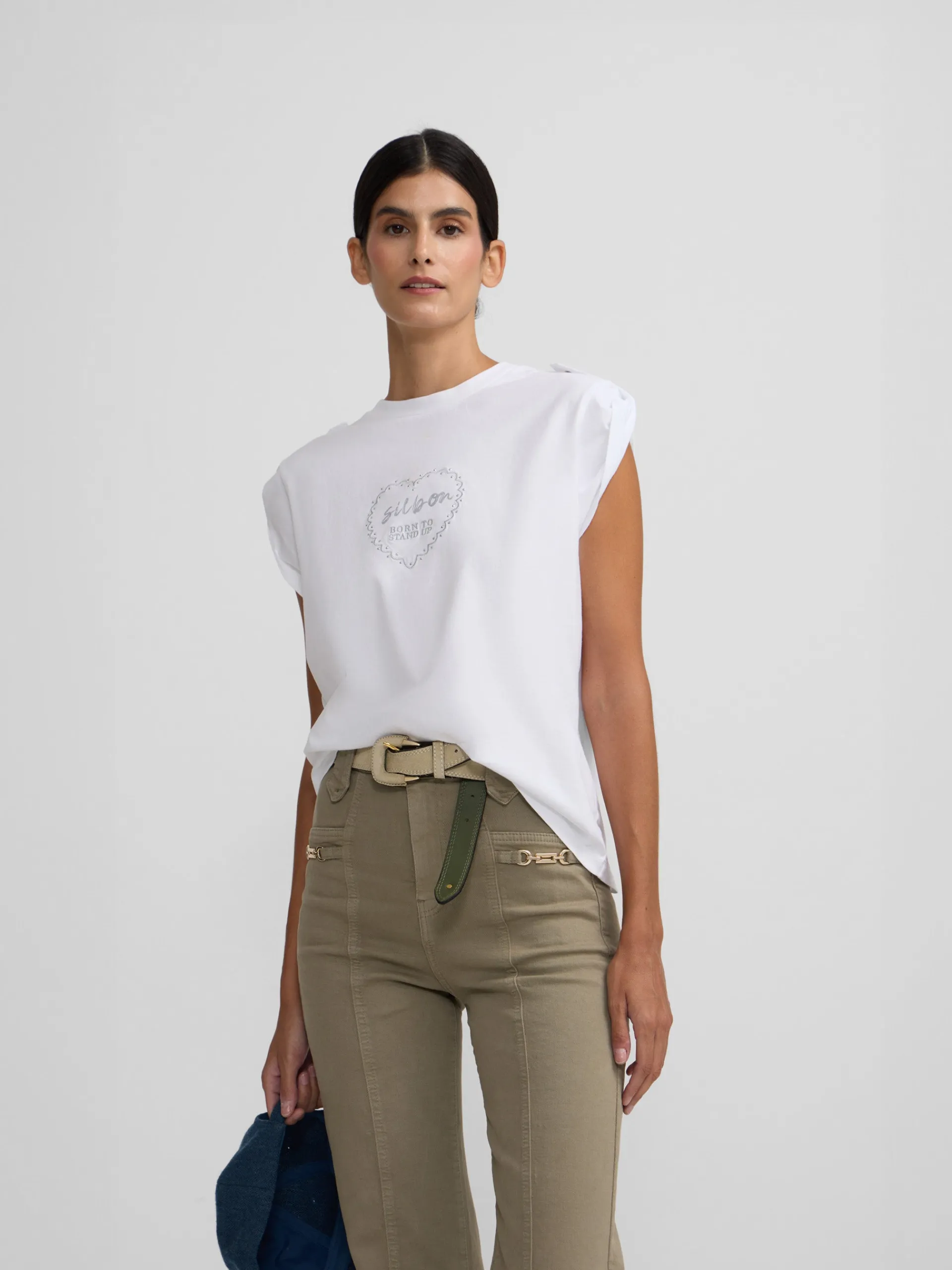 Silbon Camisetas, Polos Y Tops-Camiseta woman roll out corazon tachas Blanca