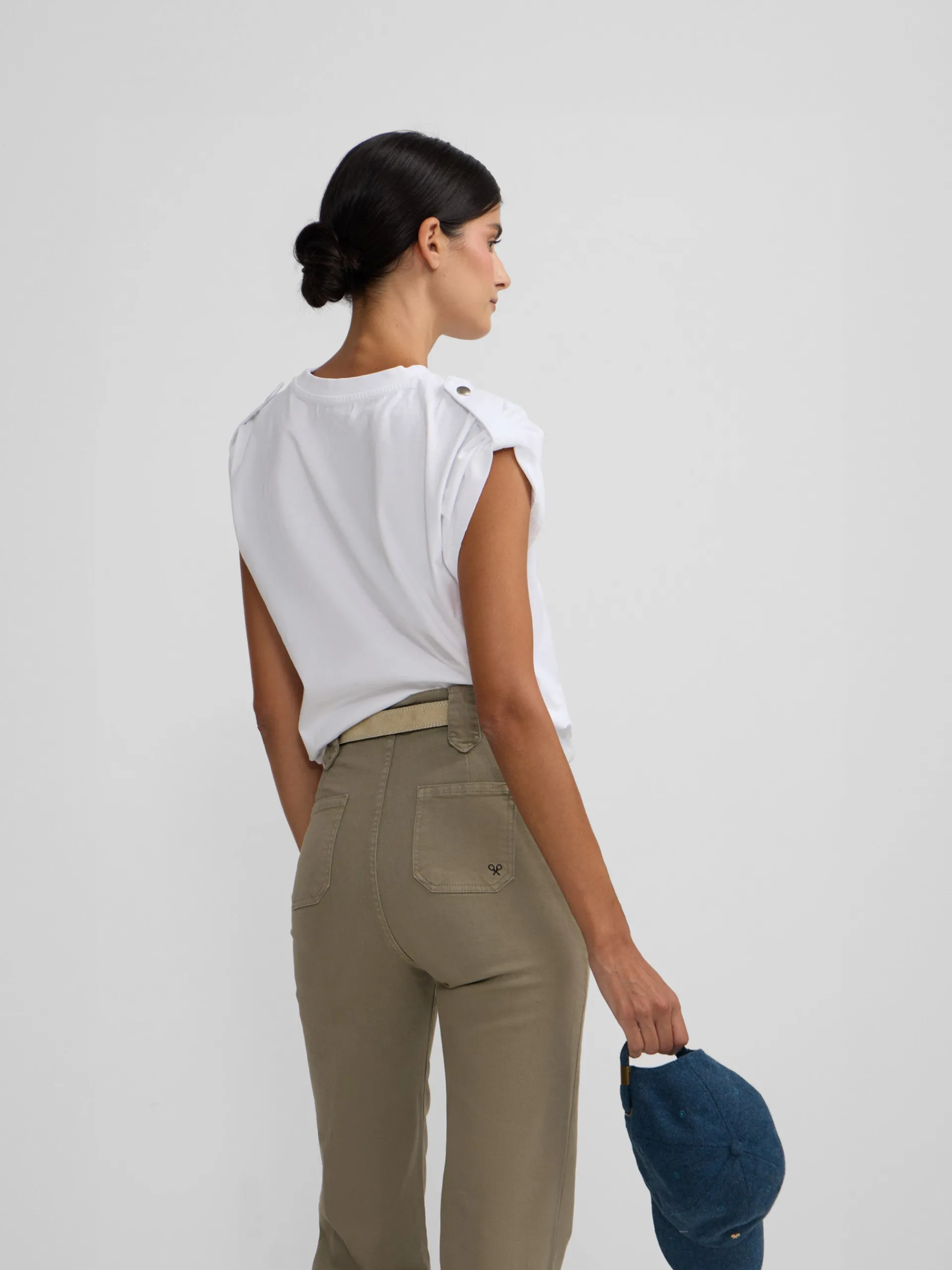 Silbon Camisetas, Polos Y Tops-Camiseta woman roll out corazon tachas Blanca
